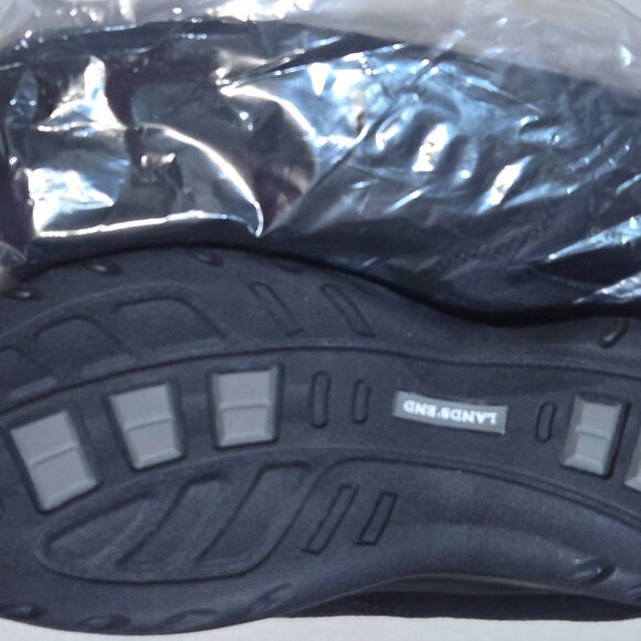 Wide Womens all weather  moccasins  shoes - Picture 2 of 3